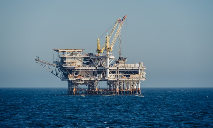 Морская нефтяная платформа